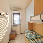 Rivagialla - Parking - Aria Condizionata - *
