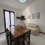 Rivagialla - Parking - Aria Condizionata - Apartament