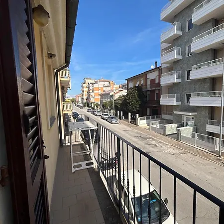 Rivagialla - Parking - Aria Condizionata -