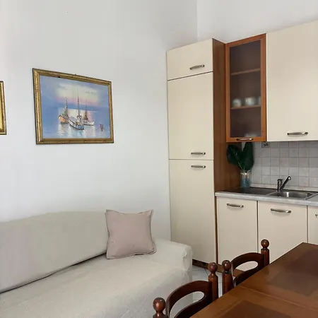 Rivagialla - Parking - Aria Condizionata -